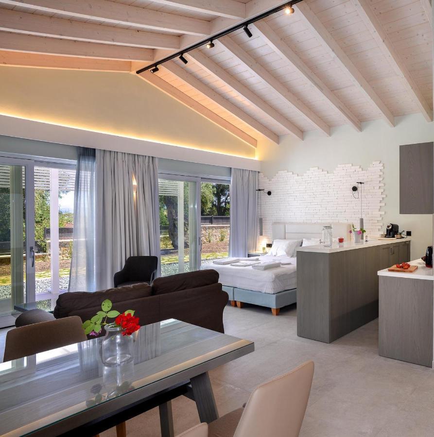 Paxos Luxury Living Junior Suites Гайос Экстерьер фото