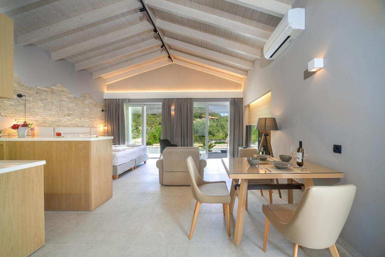 Paxos Luxury Living Junior Suites Гайос Экстерьер фото